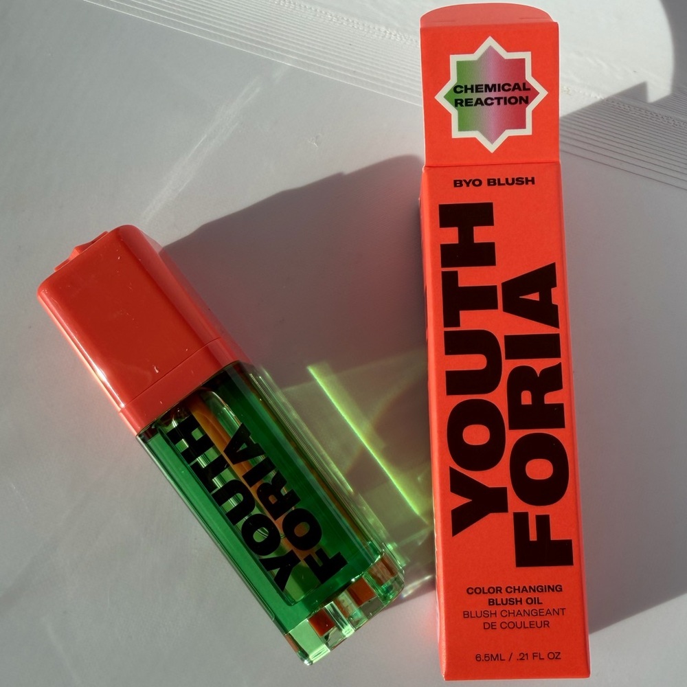 Youthforia BYO Blush - Color Changing Blush Oil